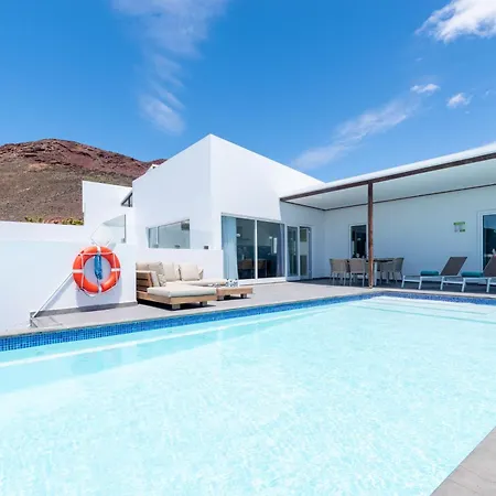 Ereza Royal Deluxe Hoopoe 107 Villa